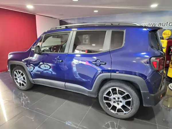 Jeep Renegade 2020 - 17000 EUR, 120000 km - AUTO.MOTO.pt - 120000km - foto 3 de 22