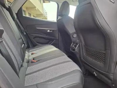 Peugeot 3008 2017 - 13500 EUR, 100000 km - 100000km - foto 26 de 39
