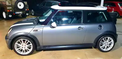 MINI Cooper S 2004 - 9990 EUR, 191662 km - AUTO.MOTO.pt - 191662km - foto 8 de 18