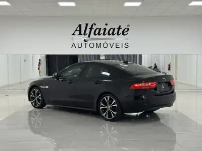 Jaguar XE 2016 - 15990 EUR, 184000 km - AUTO.MOTO.pt - 184000km - foto 7 de 26