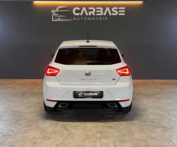 SEAT Ibiza 2019 - 13900 EUR, 117053 km - AUTO.MOTO.pt - 117053km - foto 5 de 21