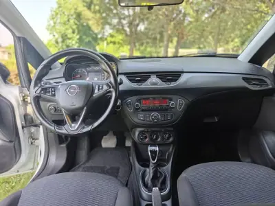 Opel Corsa 2017 - 12900 EUR, 58750 km - AUTO.MOTO.pt - 58750km - foto 22 de 34