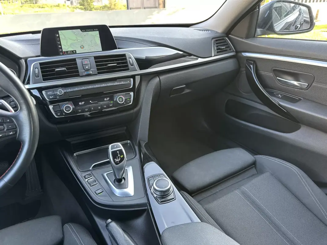 BMW 420 Gran Coupé 2019 - 23900 EUR, 180000 km - 180000km - foto 30 de 61