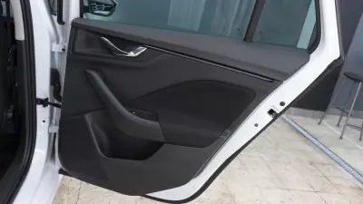 Skoda Kamiq 2024 - 18850 EUR, 54000 km - AUTO.MOTO.pt - 54000km - foto 9 de 33