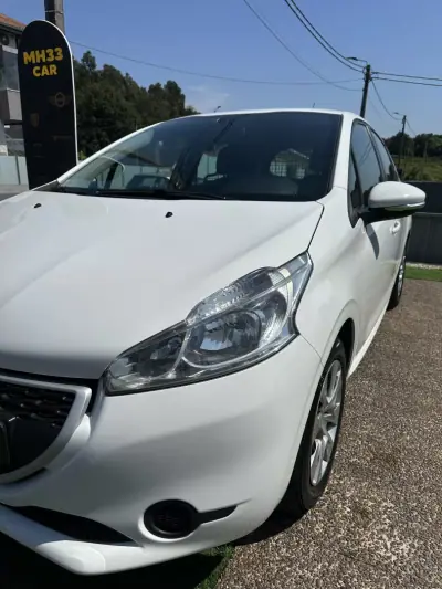 Peugeot 2015 - 6900 EUR, 230000 km - AUTO.MOTO.pt - 230000km - foto 7 de 40