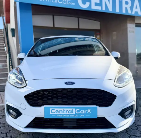 Ford Fiesta 2020 — foto 3 de 26