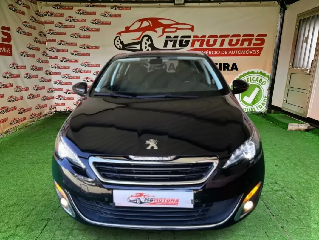 Peugeot 308 2015 - 12500 EUR, 144858 km - AUTO.MOTO.pt - 144858km - foto 15 de 73