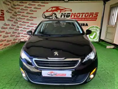 Peugeot 308 2015 - 12500 EUR, 144858 km - AUTO.MOTO.pt - 144858km - foto 15 de 73