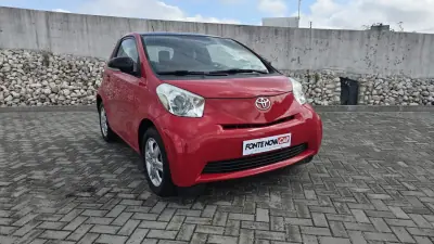 Toyota iQ 2009 - 7750 EUR, 122544 km - AUTO.MOTO.pt - 122544km - foto 3 de 20