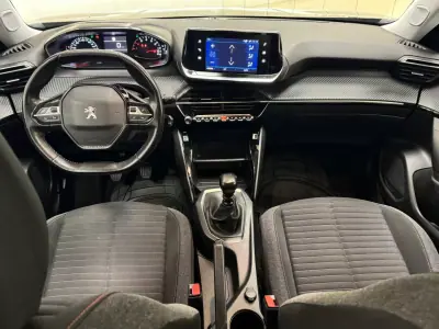 Peugeot 2008 2021 - 17890 EUR, 103000 km - AUTO.MOTO.pt - 103000km - foto 12 de 22
