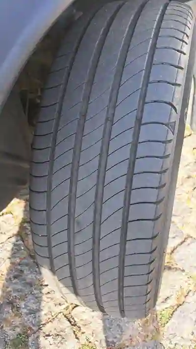 Nissan Juke 2014 - 10300 EUR, 170000 km - AUTO.MOTO.pt - 170000km - foto 15 de 15