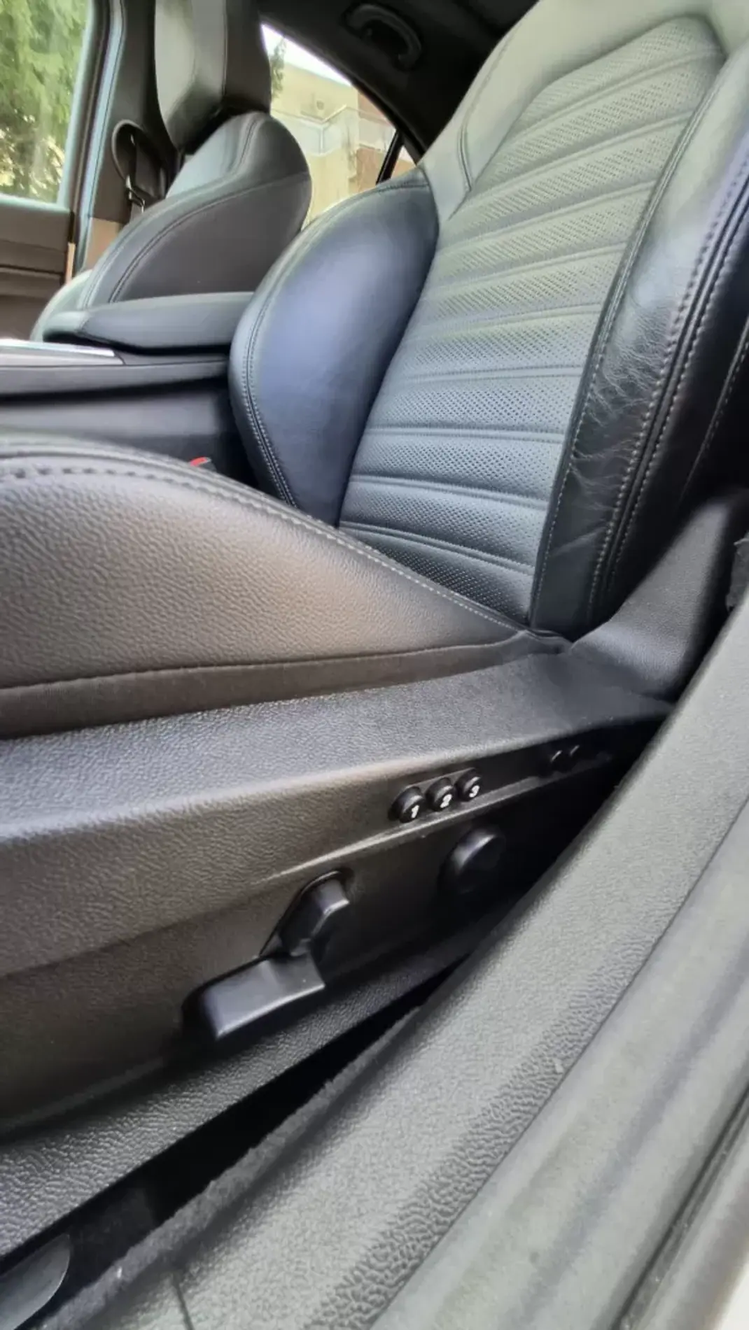Alfa Romeo Giulia 2022 - 37480 EUR, 65000 km - AUTO.MOTO.pt - 65000km - foto 8 de 19