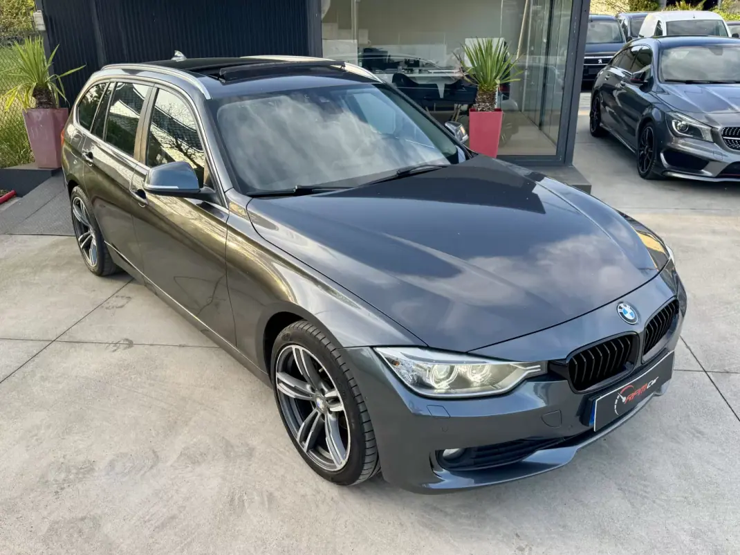 BMW 318 2014 - 10999 EUR, 270000 km - AUTO.MOTO.pt - 270000km - foto 5 de 24