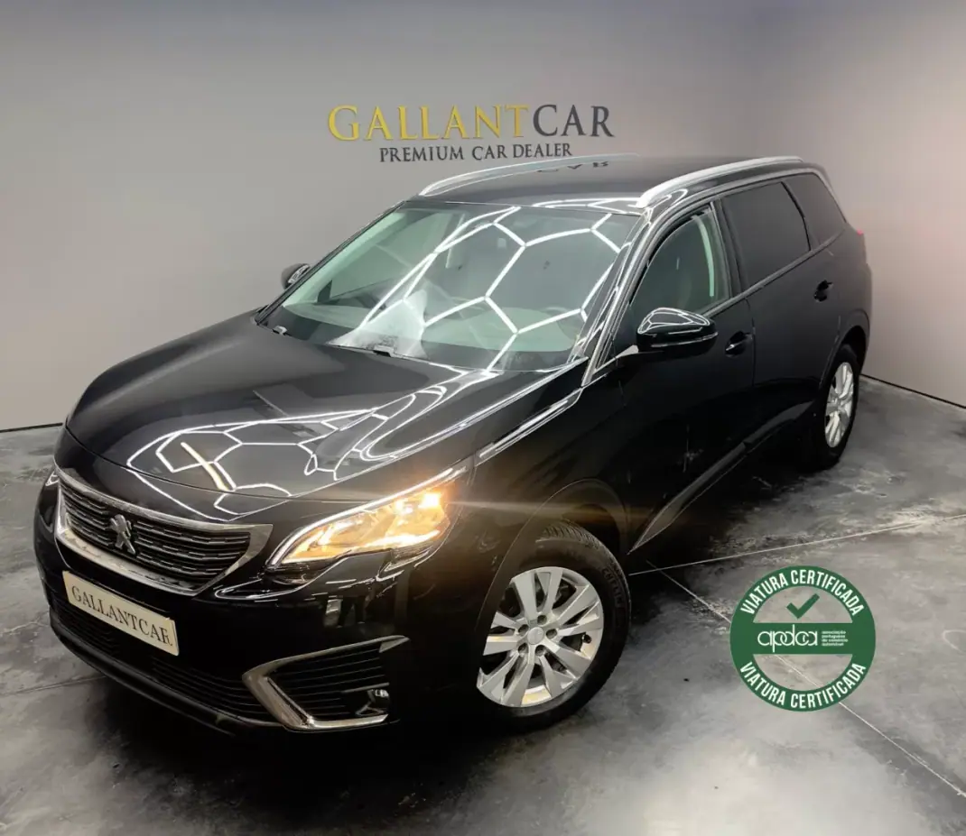 Peugeot 5008 2020 - 21000 EUR, 124000 km - AUTO.MOTO.pt - 124000km - foto 1 de 23