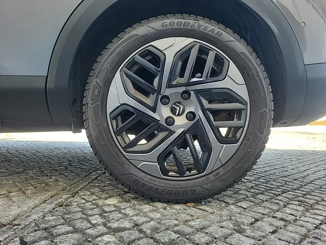Citroën C4 2022 - 16700 EUR, 59543 km - 59543km - foto 11 de 25