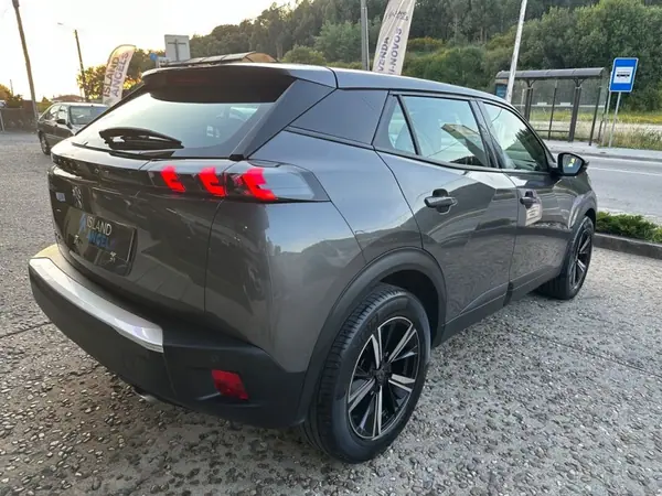 Peugeot 2008 2021 - 16500 EUR, 158900 km - AUTO.MOTO.pt - 158900km - foto 9 de 52