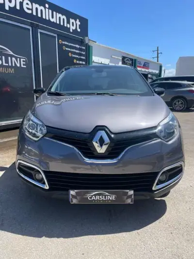 Renault Captur 2016 - 11900 EUR, 168210 km - AUTO.MOTO.pt - 168210km - foto 2 de 17