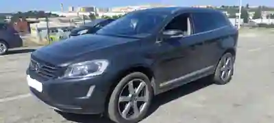 Volvo XC 60 2014 - 16000 EUR, 180000 km - AUTO.MOTO.pt - 180000km - foto 2 de 12