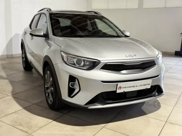 Kia Stonic 2025 - 21250 EUR, 54 km - AUTO.MOTO.pt - 54km - foto 3 de 21