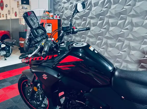 Suzuki Boulevard C50 2018 - 3990 EUR, 15123 km - AUTO.MOTO.pt - 15123km - foto 15 de 30