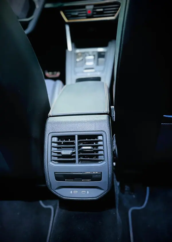 Cupra Formentor 2021 - 25950 EUR, 85500 km - AUTO.MOTO.pt - 85500km - foto 14 de 21