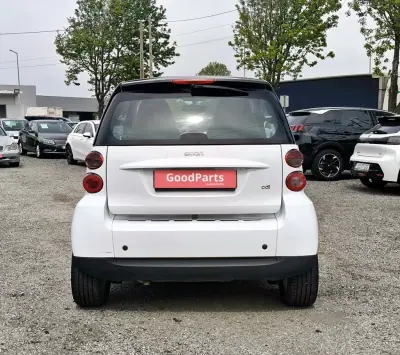 Smart ForTwo Coupé 2009 - 5250 EUR, 180773 km - AUTO.MOTO.pt - 180773km - foto 6 de 23