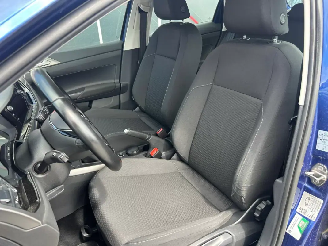 Volkswagen Polo 2018 - 13947 EUR, 78000 km - AUTO.MOTO.pt - 78000km - foto 9 de 18