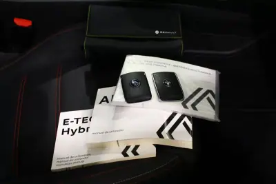 Renault Arkana 2022 - 21750 EUR, 74000 km - 74000km - foto 40 de 40