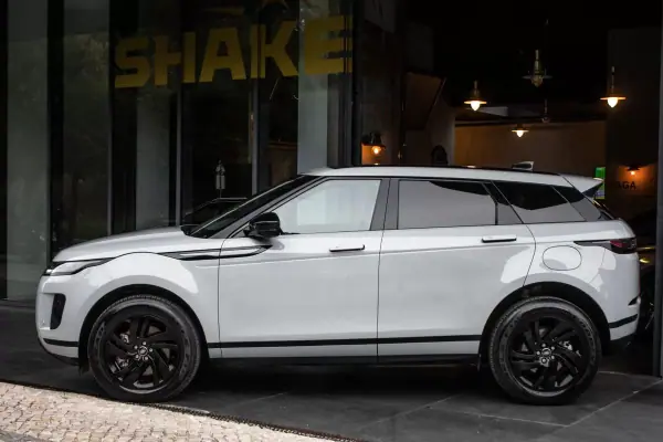Land Rover Range Rover Evoque P300e S 2025 Híbrido Plug-In