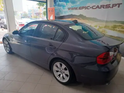 BMW 318 2008 - 9390 EUR, 172104 km - 172104km - foto 6 de 37