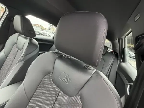 Audi A1 Sportback 2023 - 27900 EUR, 76460 km - AUTO.MOTO.pt - 76460km - foto 2 de 12