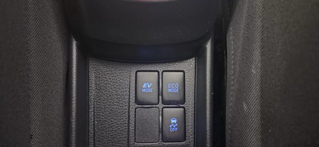 Toyota Yaris 2018 - 15990 EUR, 86572 km - AUTO.MOTO.pt - 86572km - foto 31 de 41
