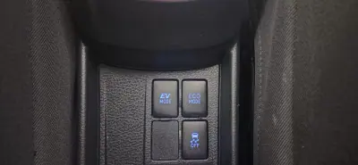 Toyota Yaris 2018 - 15990 EUR, 86572 km - AUTO.MOTO.pt - 86572km - foto 31 de 41