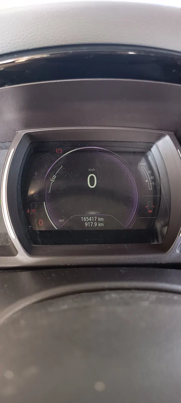 Renault Espace 2016 - 19500 EUR, 165000 km - AUTO.MOTO.pt - 165000km - foto 11 de 15