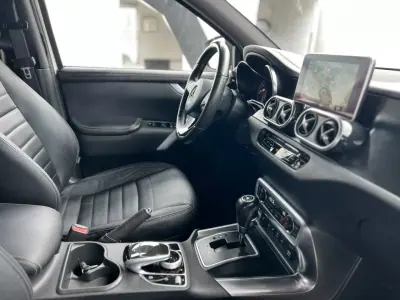 Mercedes-Benz X 250 2020 - 45000 EUR, 56048 km - AUTO.MOTO.pt - 56048km - foto 7 de 8