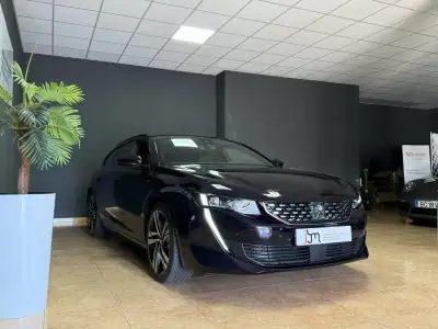 Peugeot 508 SW 2020 - 26000 EUR, 128987 km - AUTO.MOTO.pt - 128987km - foto 3 de 22