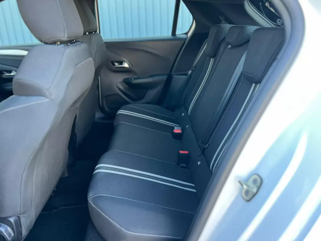 Opel Corsa 2025 - 17900 EUR, 26154 km - AUTO.MOTO.pt - 26154km - foto 11 de 19