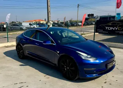 Tesla Model 3 2019 - 25030 EUR, 171000 km - AUTO.MOTO.pt - 171000km - foto 5 de 22