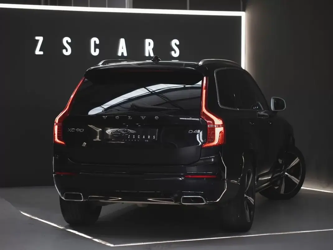 Volvo XC 90 2018 - 35990 EUR, 147431 km - 147431km - foto 7 de 27