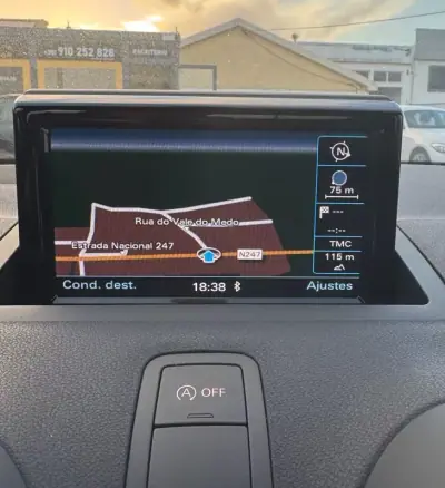 Audi A1 Sportback 2015 - 13490 EUR, 189500 km - AUTO.MOTO.pt - 189500km - foto 15 de 30