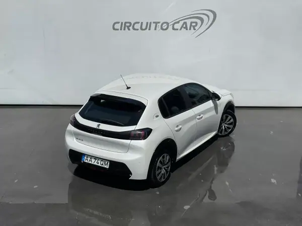 Peugeot e-208 2020 - 16250 EUR, 61819 km - AUTO.MOTO.pt - 61819km - foto 9 de 27