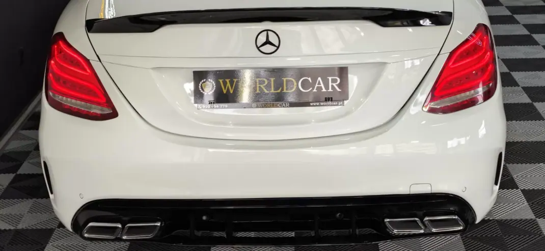 Mercedes-Benz C 220 2016 - 22990 EUR, 170000 km - AUTO.MOTO.pt - 170000km - foto 24 de 36