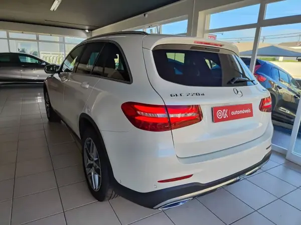 Mercedes-Benz GLC 220 2015 - 27450 EUR, 178000 km - AUTO.MOTO.pt - 178000km - foto 7 de 39