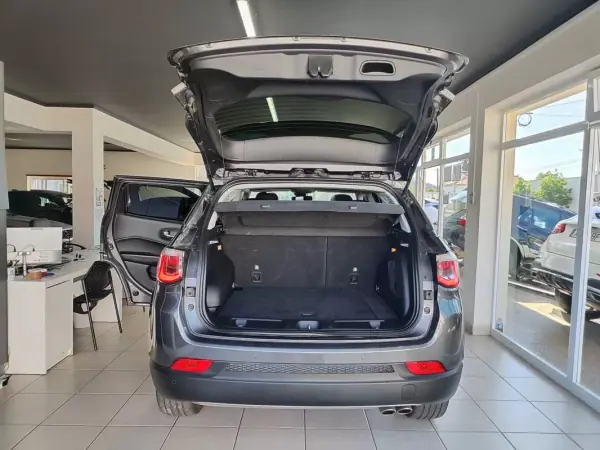 Jeep Compass 2021 - 22500 EUR, 107000 km - AUTO.MOTO.pt - 107000km - foto 16 de 45