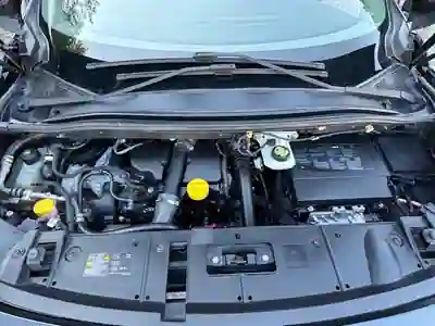 Renault Grand Scénic 2016 - 8150 EUR, 256000 km - AUTO.MOTO.pt - 256000km - foto 28 de 29