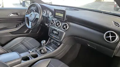 Mercedes-Benz A 180 2014 - 14990 EUR, 149000 km - AUTO.MOTO.pt - 149000km - foto 18 de 29