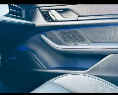 Porsche Taycan 2021 - 53499 EUR, 153620 km - AUTO.MOTO.pt - 153620km - foto 21 de 28