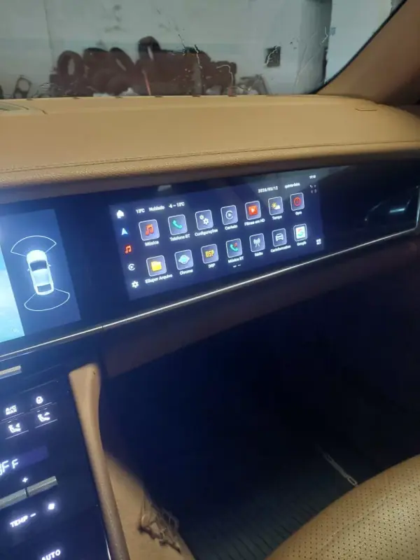 Porsche Panamera 2013 - 39800 EUR, 151533 km - AUTO.MOTO.pt - 151533km - foto 4 de 10