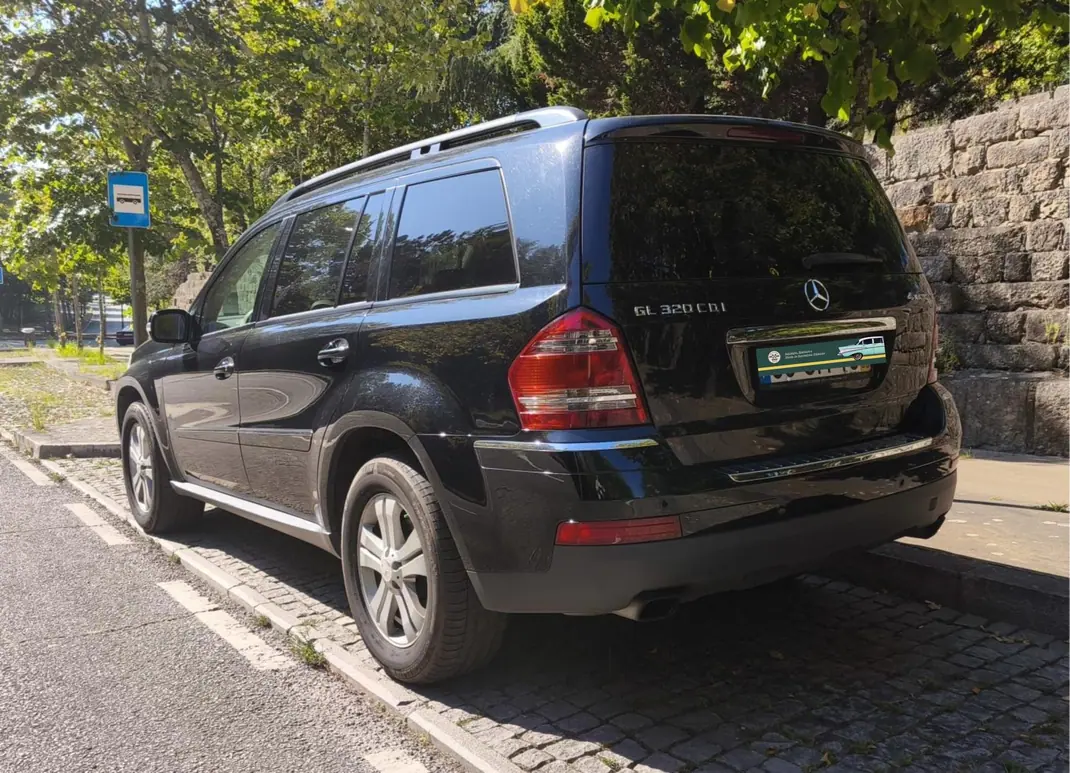 Mercedes-Benz GL 320 2008 - 18000 EUR, 168000 km - 168000km - foto 6 de 15