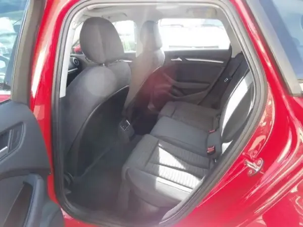 Audi A3 Sportback 2015 - 17500 EUR, 195633 km - AUTO.MOTO.pt - 195633km - foto 31 de 41